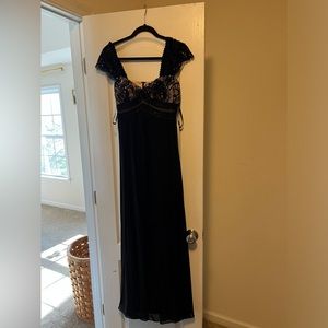Black, marina, short sleeve gown